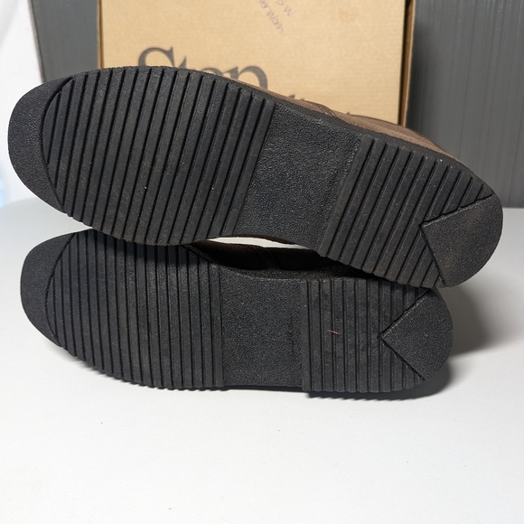 Step Abouts Rambler Brown Suede Zip Front Booties, Sz 8.5W - Picture 6 of 10